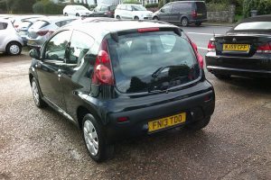 9B3C11EC-16C4-45F2-A970-423E5BDE8E7A