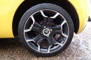 5EC6F38C-7AD9-44A8-80C2-E3812C80DE2B