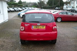 F5BD70B7-7B10-4850-96E2-4E827893F5F2